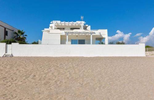 Campomarino di Maruggio Villa | 170 m² Villa ∙ 4 bedrooms ∙ 10 guests