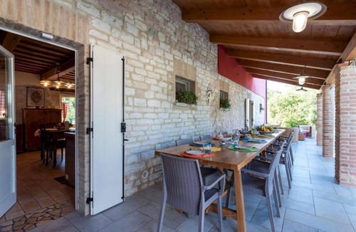 Fossombrone Villa | 170 m² Villa ∙ 6 bedrooms ∙ 16 guests