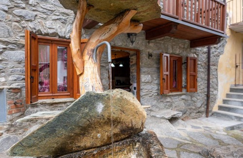 Noasca Other | 180 m² Accommodation ∙ 6 bedrooms ∙ 12 guests