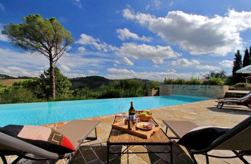 San Severino Marche House | 180 m² House ∙ 5 bedrooms ∙ 11 guests