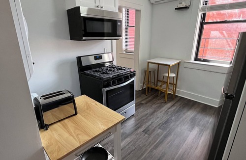 Over-the-Rhine Apartment | 2 bed room apartment over the heart of OTR