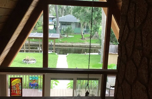 Fort McCoy House | 2-bedroom A-frame house in beautiful oasis, Fort McCoy.