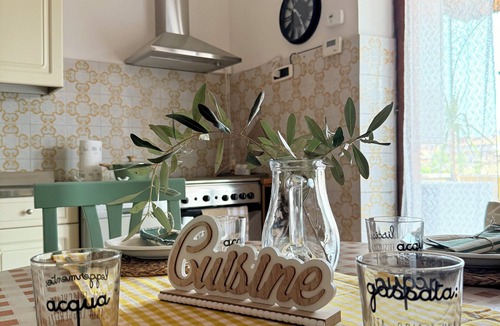 Torre Angela Apartment | 2-bedroom apartment in charming Roma with WiFi, AC Biancal'aura Home