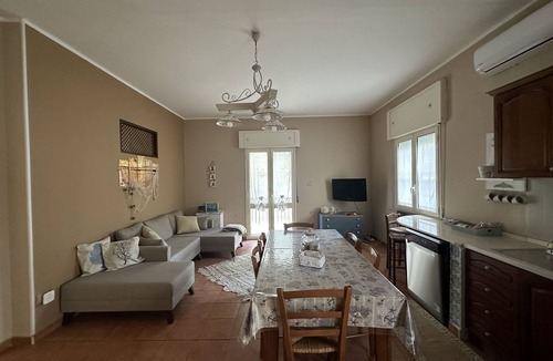 Gizzeria Apartment | 2 Bedroom Apartment in Lenzi