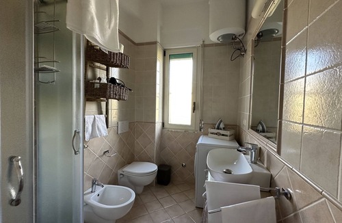 Gizzeria Apartment | 2 Bedroom Apartment in Lenzi