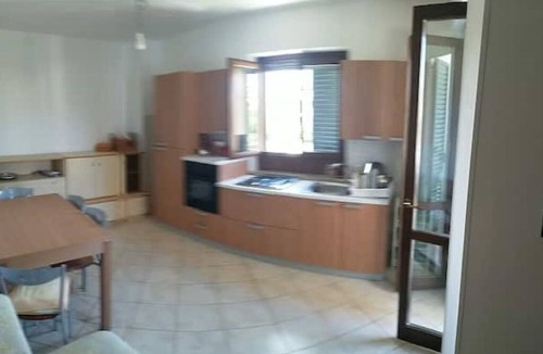 Gizzeria Apartment | 2 Bedroom Apartment in Lenzi