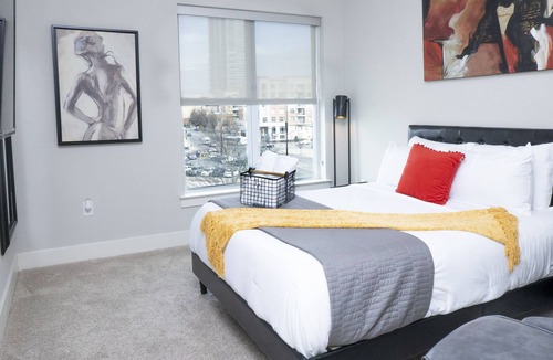 Third Ward Apartment | 2 Bedroom Luxurious Condo in Uptown Charlotte