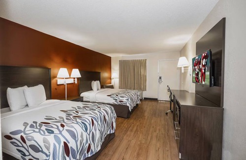 Walterboro Hotel | 2 Charming Well-Equipped Rooms Near Walterboro Wildlife Sanctuary