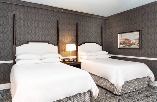 Historic District Hotel | 2 Historic Ambiance Stays for Perfect Getaways | Pets Are Allowed