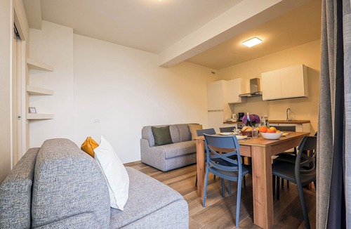 Cannero Riviera Apartment | 2-room corner apartment with terrace and two bathrooms
