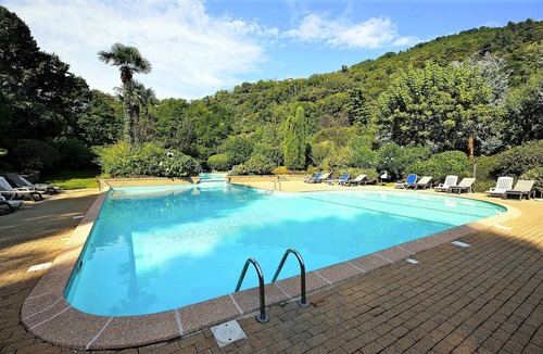 Susello Apartment | 2-room corner apartment in a residence with approx. 8 ha. large park and pool