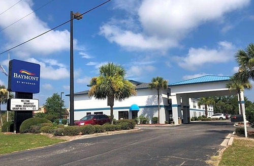 North Myrtle Beach Hotel | 2-Star Hotel ∙ Baymont by Wyndham North Myrtle Beach