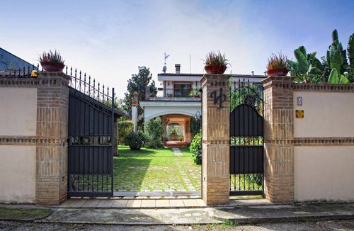 Palmi House | 200 m² House ∙ 6 bedrooms ∙ 11 guests