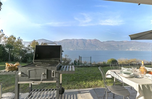 Porto Valtravaglia Villa | 200 m² Villa ∙ 4 bedrooms ∙ 10 guests