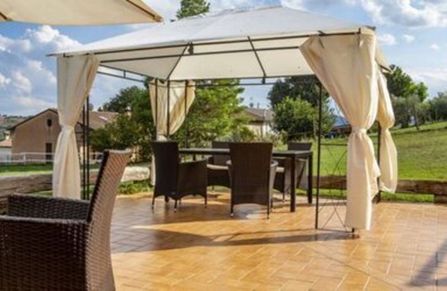 Falerone Villa | 200 m² Villa ∙ 5 bedrooms ∙ 10 guests
