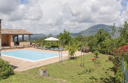 Casperia Villa | 200 m² Villa ∙ 3 bedrooms ∙ 6 guests