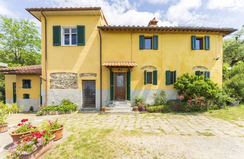 Uzzano Villa | 200 m² Villa ∙ 3 bedrooms ∙ 5 guests