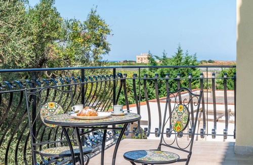 Bisceglie Villa | 200 m² Villa ∙ 4 bedrooms ∙ 10 guests