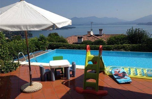Arona Villa | 200 m² Villa ∙ 4 bedrooms ∙ 8 guests