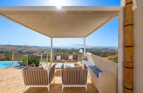 Buseto Palizzolo Villa | 200 m² Villa ∙ 4 bedrooms ∙ 9 guests
