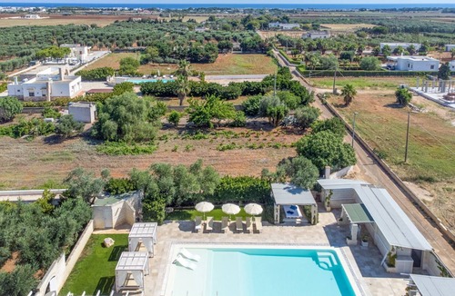 Carovigno Villa | 200 m² Villa ∙ 6 bedrooms ∙ 12 guests