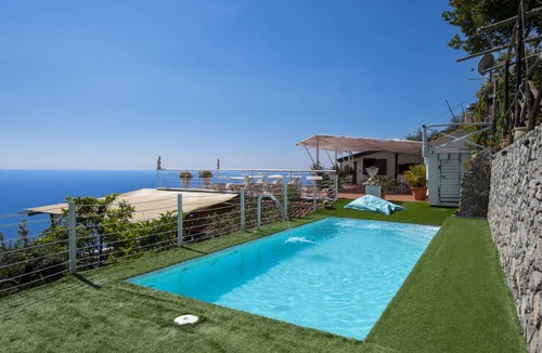 Pogerola Villa | 200 m² Villa ∙ 8 bedrooms ∙ 18 guests