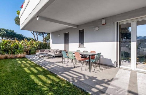 Zona XXIV Fonte Ostiense Apartment | 229 m² Apartment ∙ 2 bedrooms ∙ 5 guests