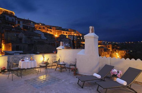 Castellabate Historic Centre Apartment | 220 m² Apartment ∙ 4 bedrooms ∙ 8 guests
