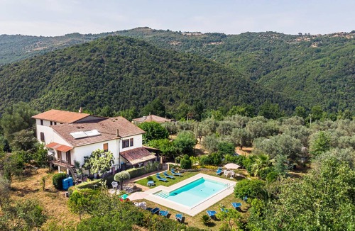 Sessa Cilento House | 220 m² House ∙ 5 bedrooms ∙ 11 guests