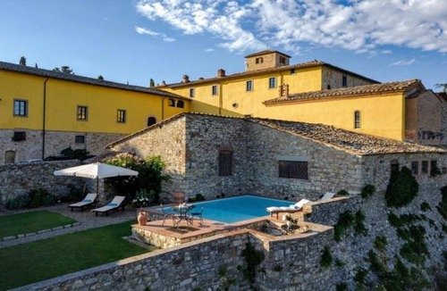 Gaiole in Chianti Villa | 220 m² Villa ∙ 4 bedrooms ∙ 7 guests