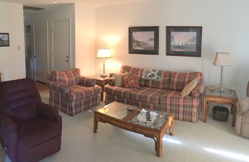 Foxfire Condo | 222 Foxkroft Dr. Foxfire Village Golf Front Condo 2/2 Sleeps 6 Swimming Pool