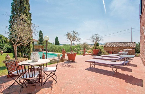 Castiglione del Lago House | 230 m² House ∙ 6 bedrooms ∙ 12 guests