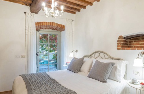 Arezzo Villa | 235 m² Villa ∙ 6 bedrooms ∙ 12 guests