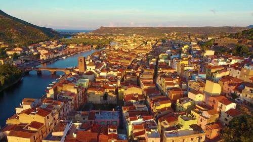 Bosa Historic Centre Bed & Breakfast | 24 m² Bed and breakfast ∙ 3 guests