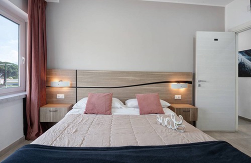 Naples Cabin | 24 m² Lodge ∙ 4 bedrooms ∙ 7 guests