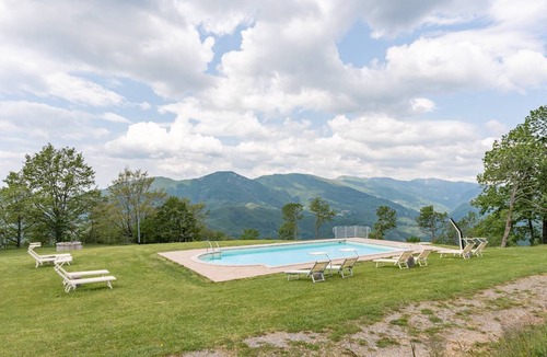 San Marcello Pistoiese House | 240 m² House ∙ 3 bedrooms ∙ 15 guests