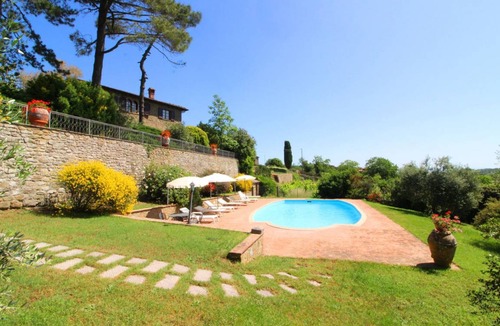 Palazzuolo Alto Villa | 240 m² Villa ∙ 4 bedrooms ∙ 10 guests