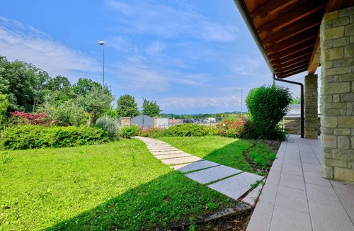 Salionze Villa | 240 m² Villa ∙ 3 bedrooms ∙ 8 guests