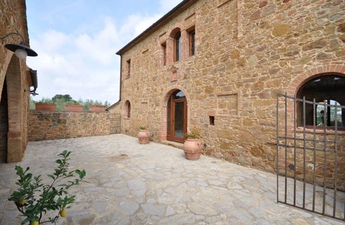 Trequanda Villa | 240 m² Villa ∙ 5 bedrooms ∙ 10 guests