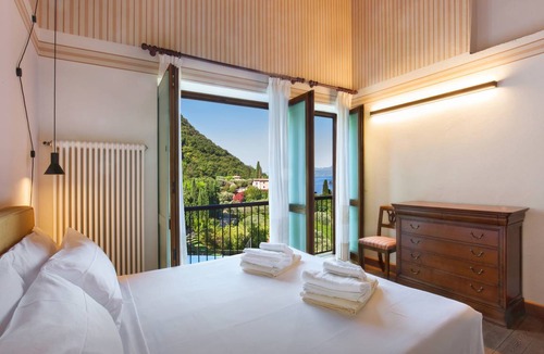 Garda Villa | 240 m² Villa ∙ 5 bedrooms ∙ 10 guests