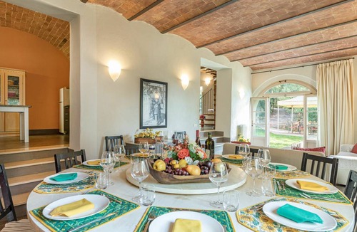 Gambassi Terme Villa | 240 m² Villa ∙ 8 bedrooms ∙ 14 guests