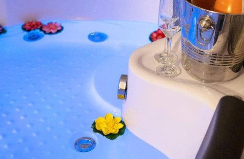 Naples Hotel | 25 m² Hotel ∙ 127 guests
