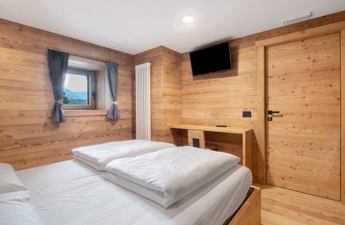 Montespluga Resort | 25 m² Private room ∙ 1 bedroom ∙ 2 guests