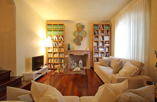 Castelnuovo Magra Villa | 250 m² Villa ∙ 4 bedrooms ∙ 8 guests