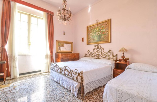 Sestri Ponente Apartment | 250 m² Apartment ∙ 3 bedrooms ∙ 8 guests