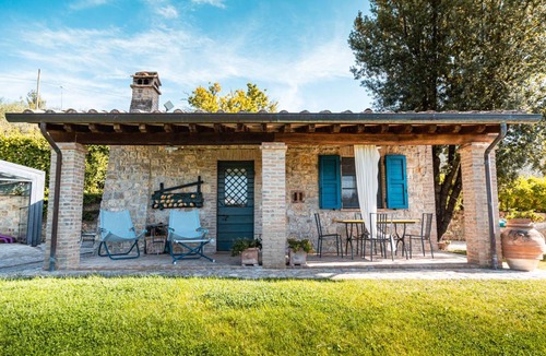 Collazzone Villa | 250 m² Villa ∙ 2 bedrooms ∙ 4 guests