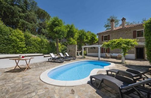 Gemmano Villa | 250 m² Villa ∙ 5 bedrooms ∙ 12 guests