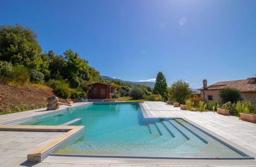 Massa Martana Villa | 250 m² Villa ∙ 5 bedrooms ∙ 10 guests