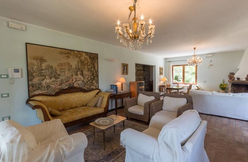 Montefelcino Villa | 260 m² Villa ∙ 4 bedrooms ∙ 11 guests