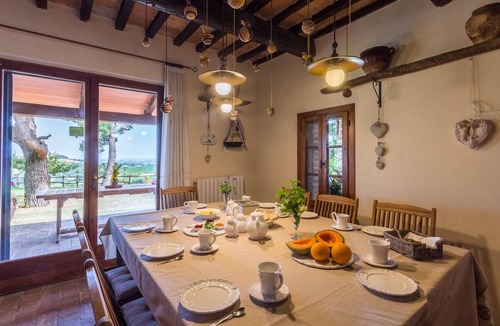Montefelcino Villa | 260 m² Villa ∙ 4 bedrooms ∙ 11 guests